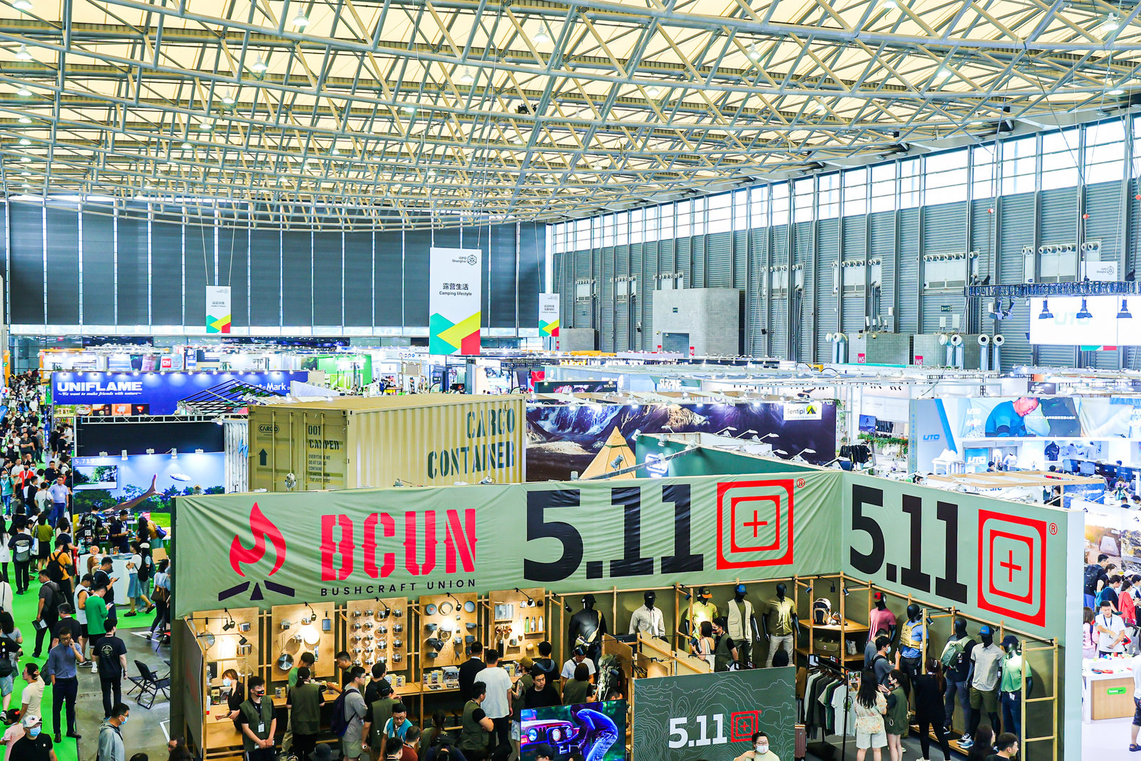 展臺設(shè)計(jì)必須為展品服務(wù)，如何實(shí)現(xiàn)展品與展臺的相互補(bǔ)充？